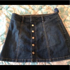 America Eagle stretch jean skirt LIKE NEW size 8